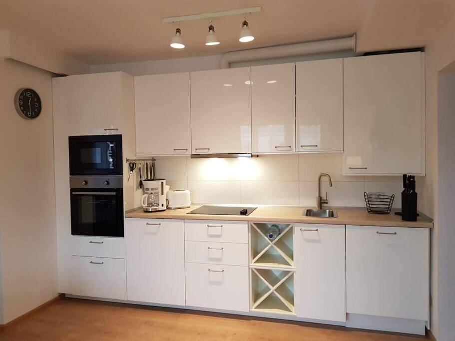 Living City, Apartament Cu Doua Dormitoare Sibiu Luaran gambar